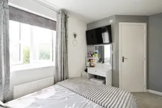 Hinchliff Drive, Wick, LITTLEHAMPTON