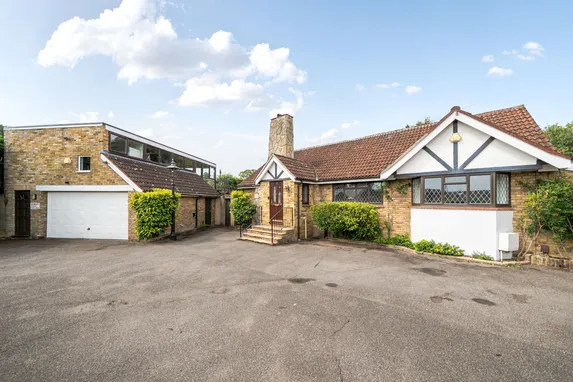 The Crescent, SHEPPERTON, TW17