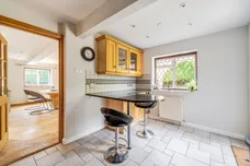 The Crescent, SHEPPERTON, TW17 photo 15