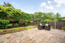 The Crescent, SHEPPERTON, TW17 photo 23