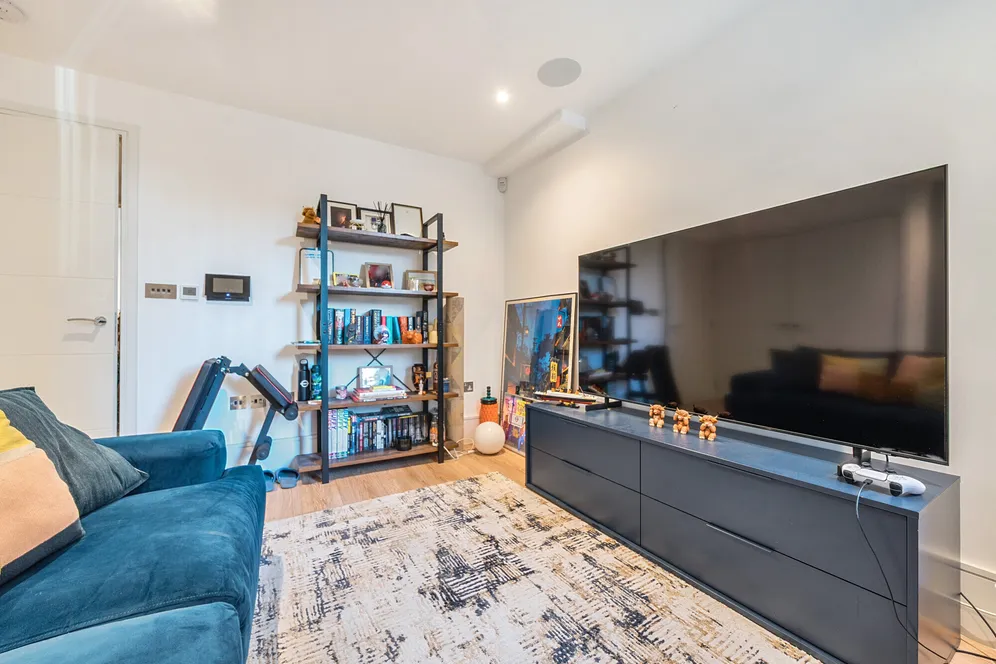 Athenaeum Road, Whetstone, N20 photo 9
