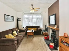 Strathmore Road, Gosport thumb 3