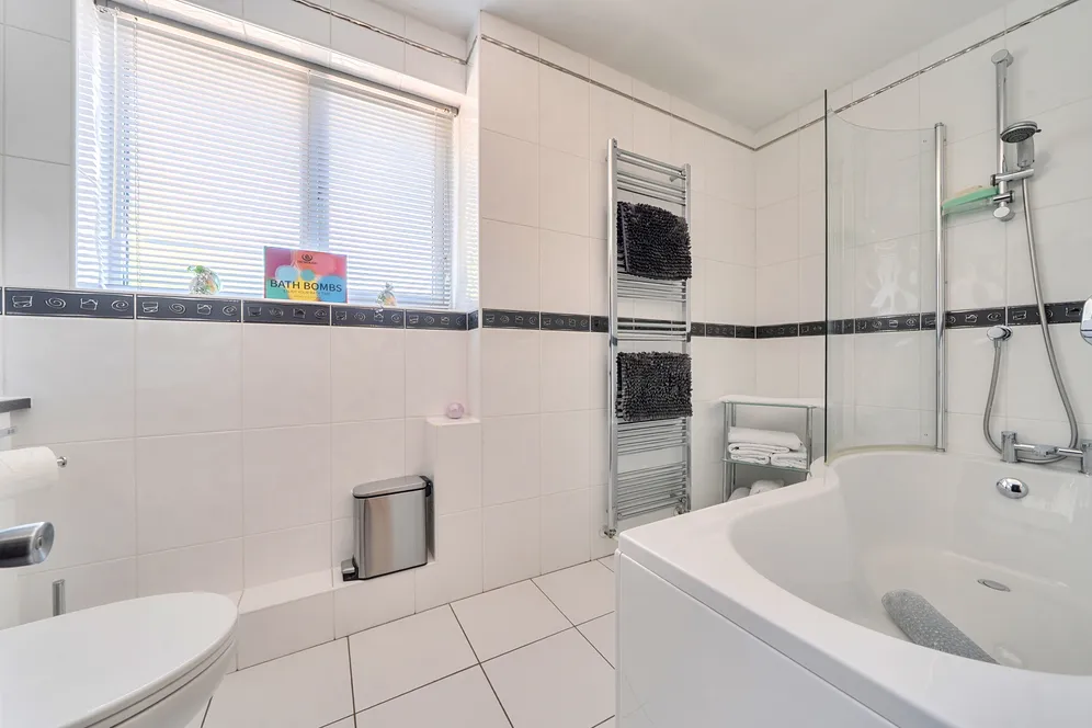 Wellsway, Keynsham, BS31 photo 7