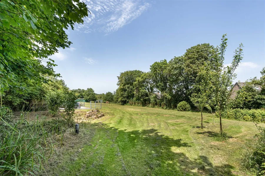 Property Image 46