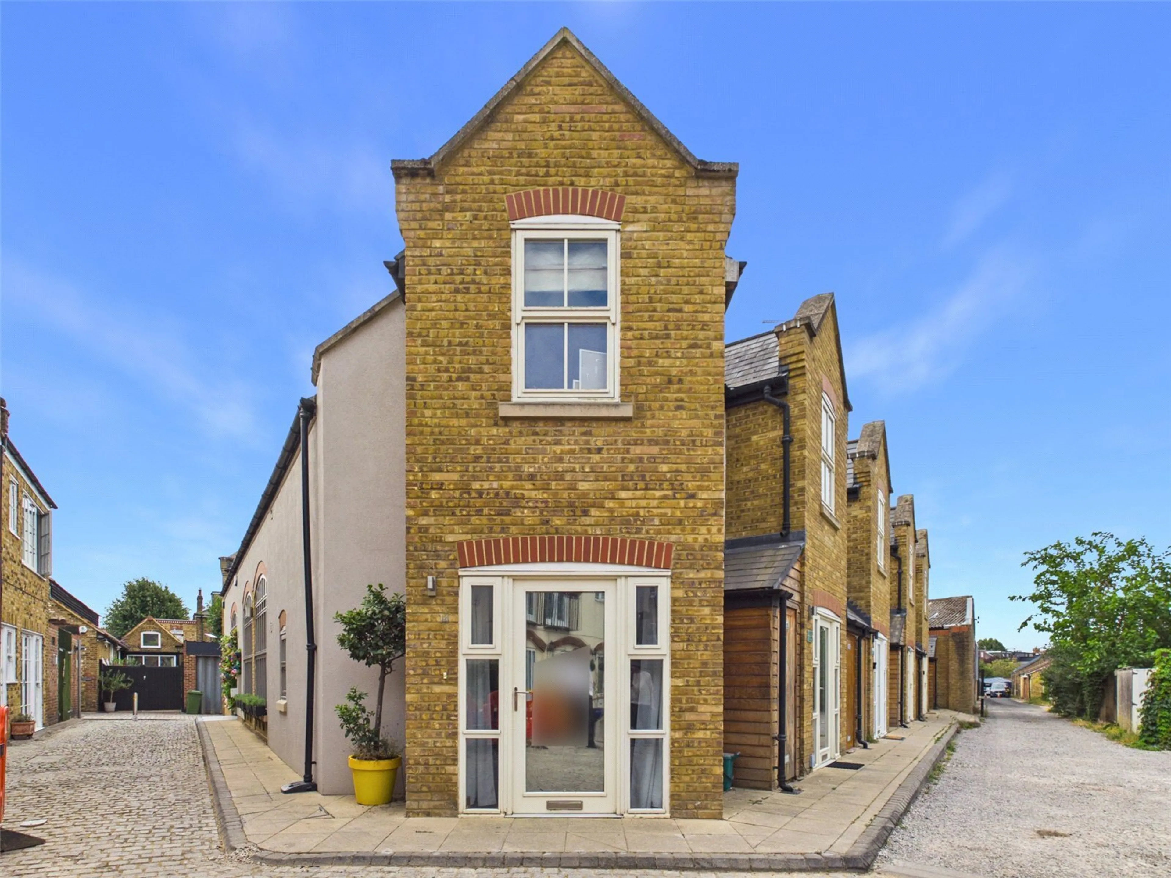 Property at Bridle Lane, St Margarets, St Margarets, Middlesex, TW1