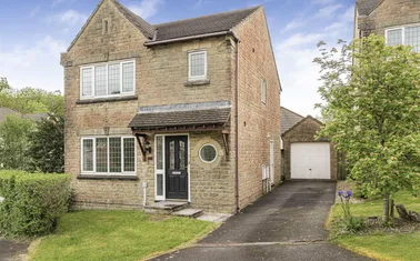 Kestrel Close, Okehampton