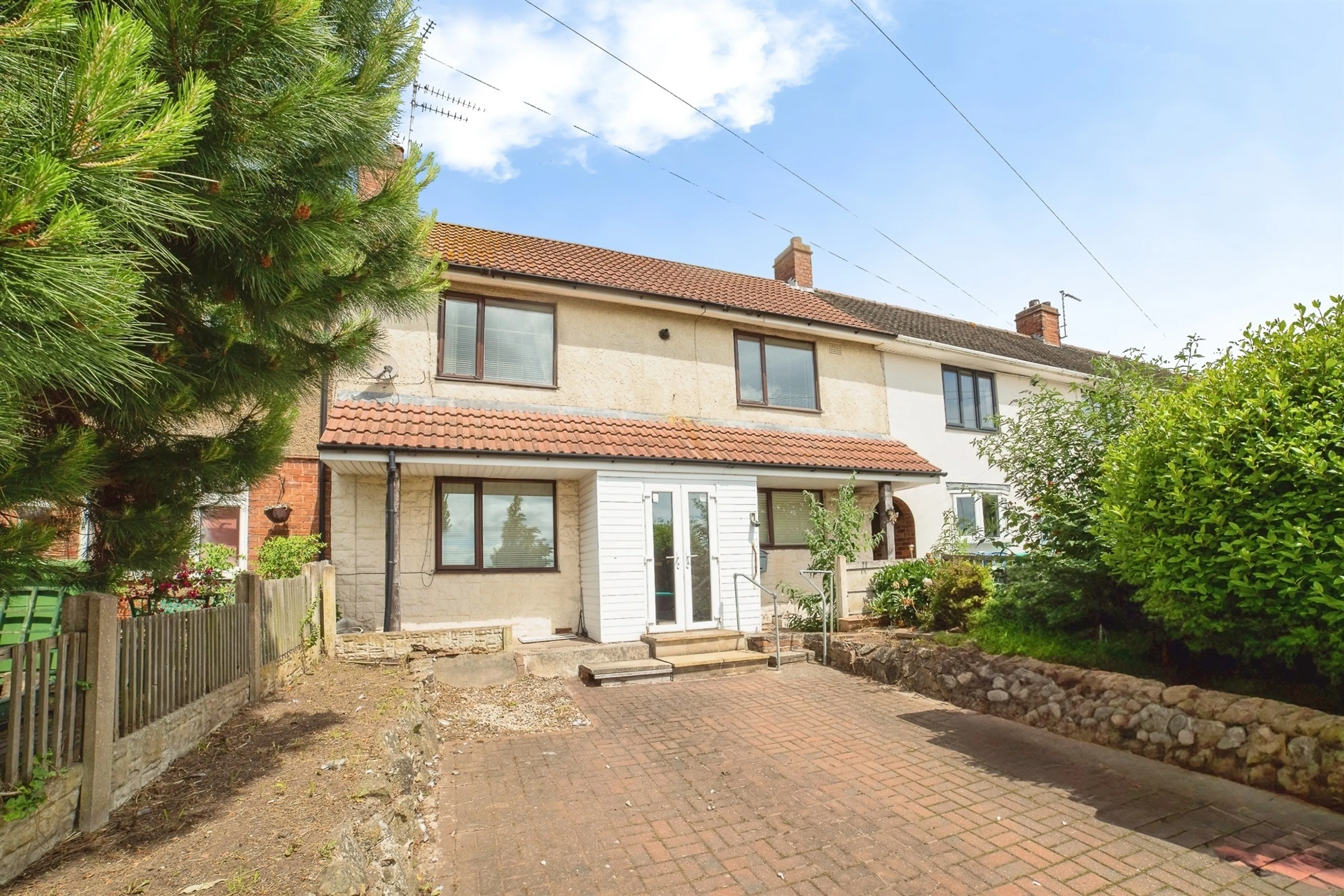 Property photo 0