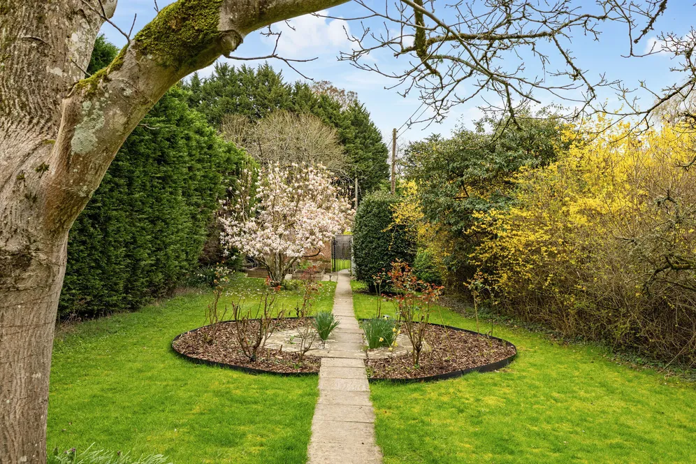 Midgham Park, Reading, RG7 photo 21