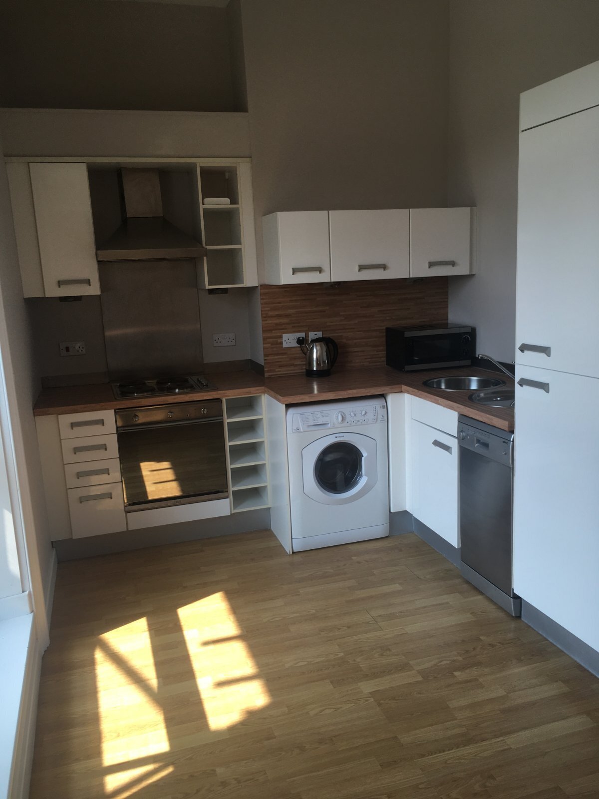 Flat 1, 52 Bankfield Road, Huddersfield, HD1 Image 3