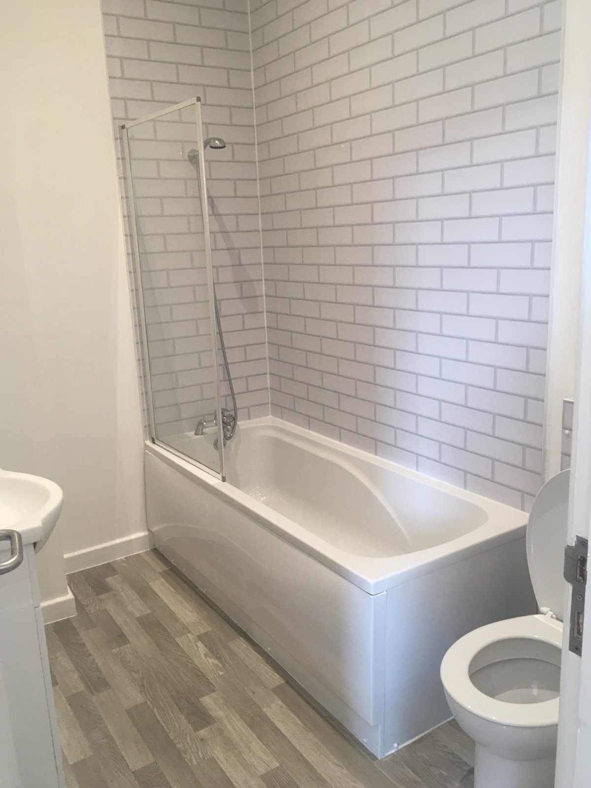 Flat 1, 52 Bankfield Road, Huddersfield, HD1 Image 11