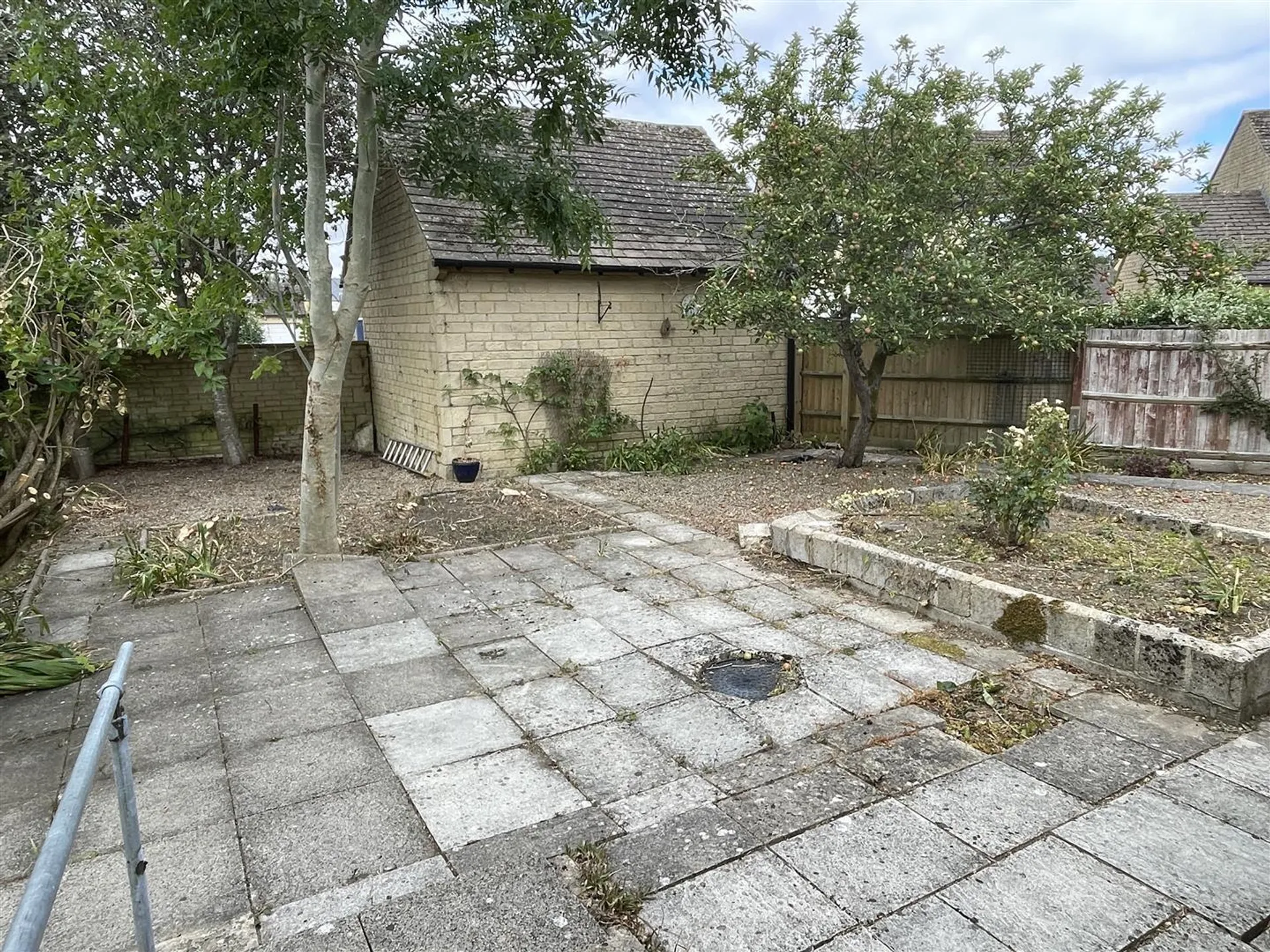 Property photo top 1