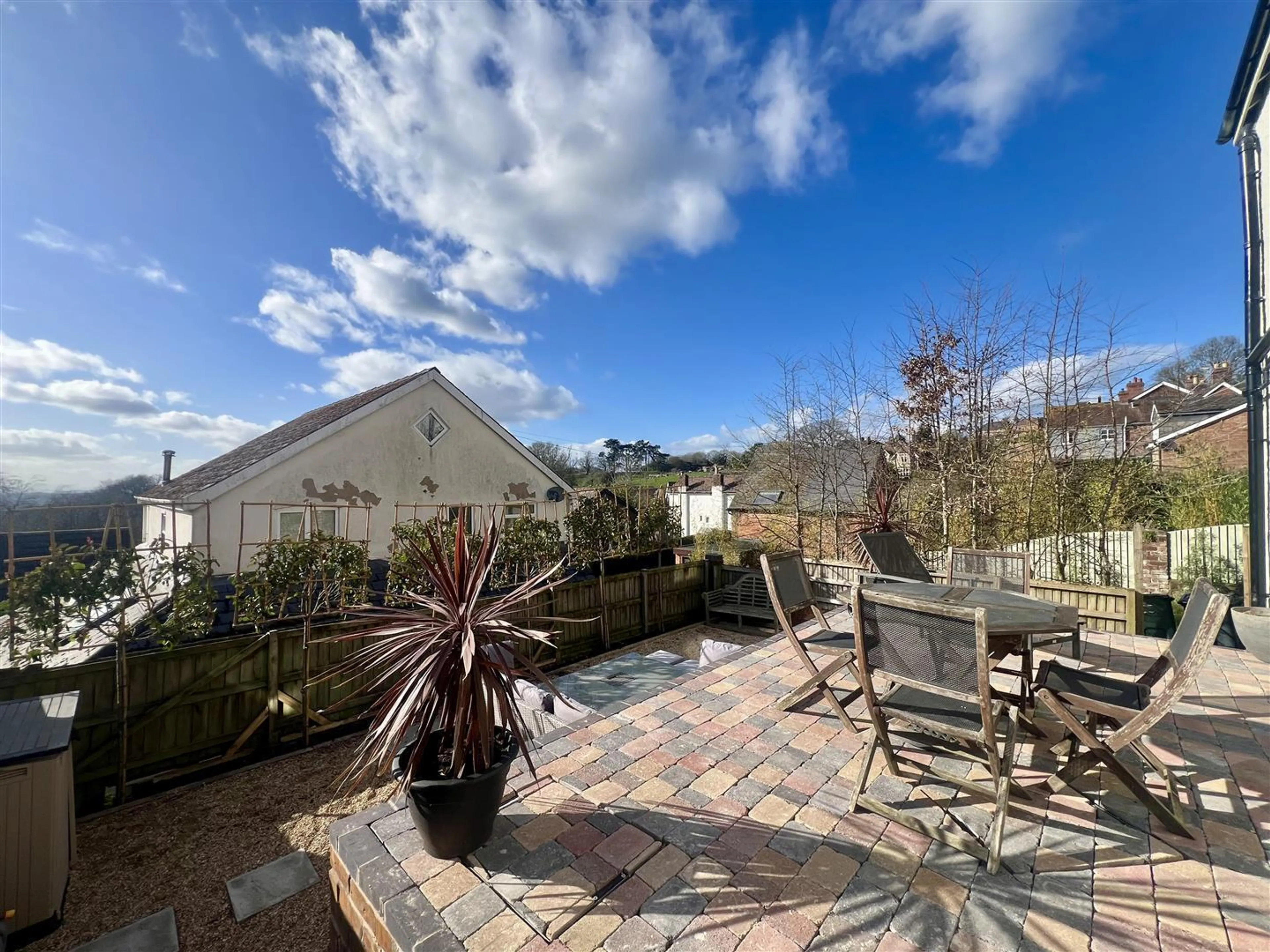 Property photo 28