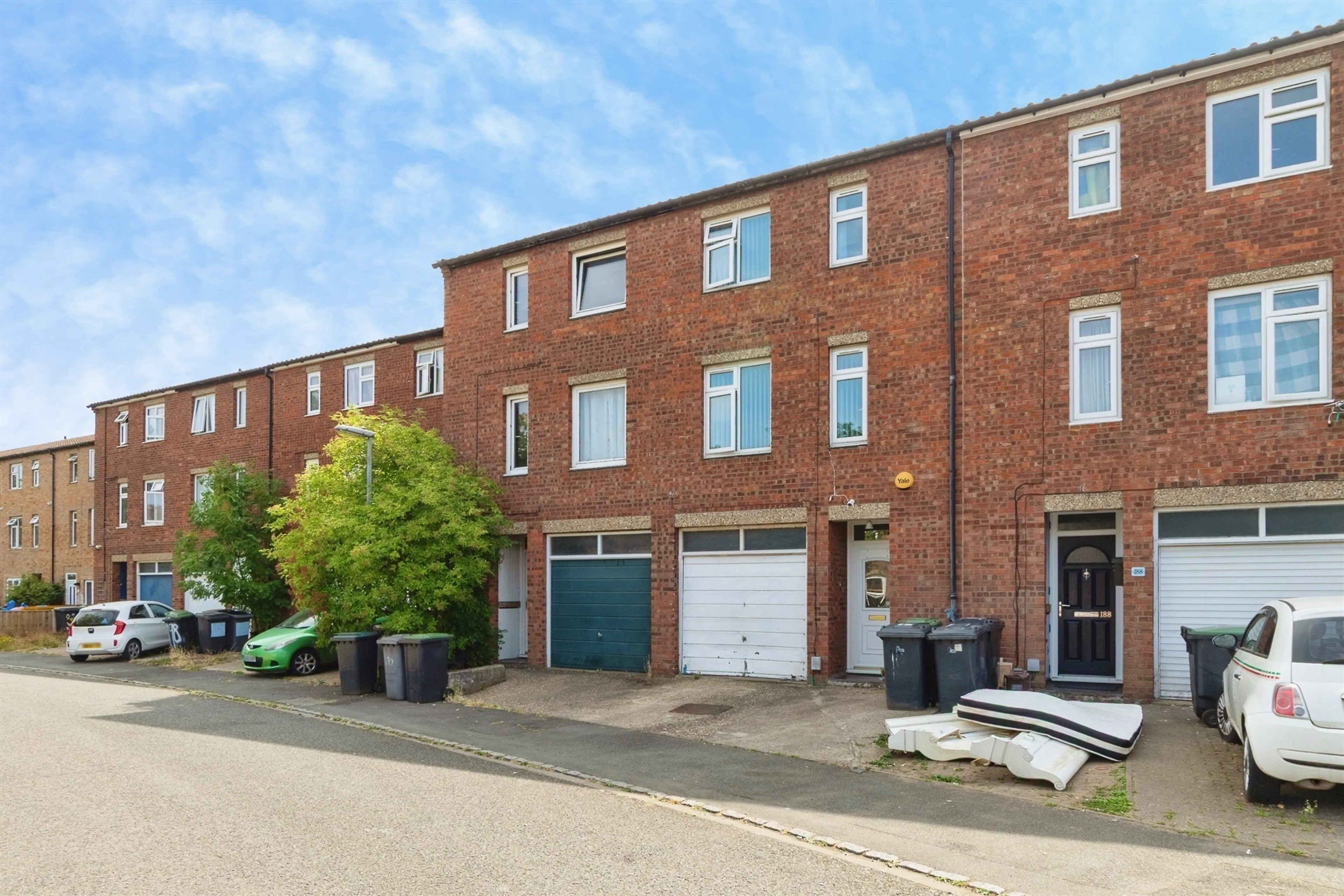 Property photo 0