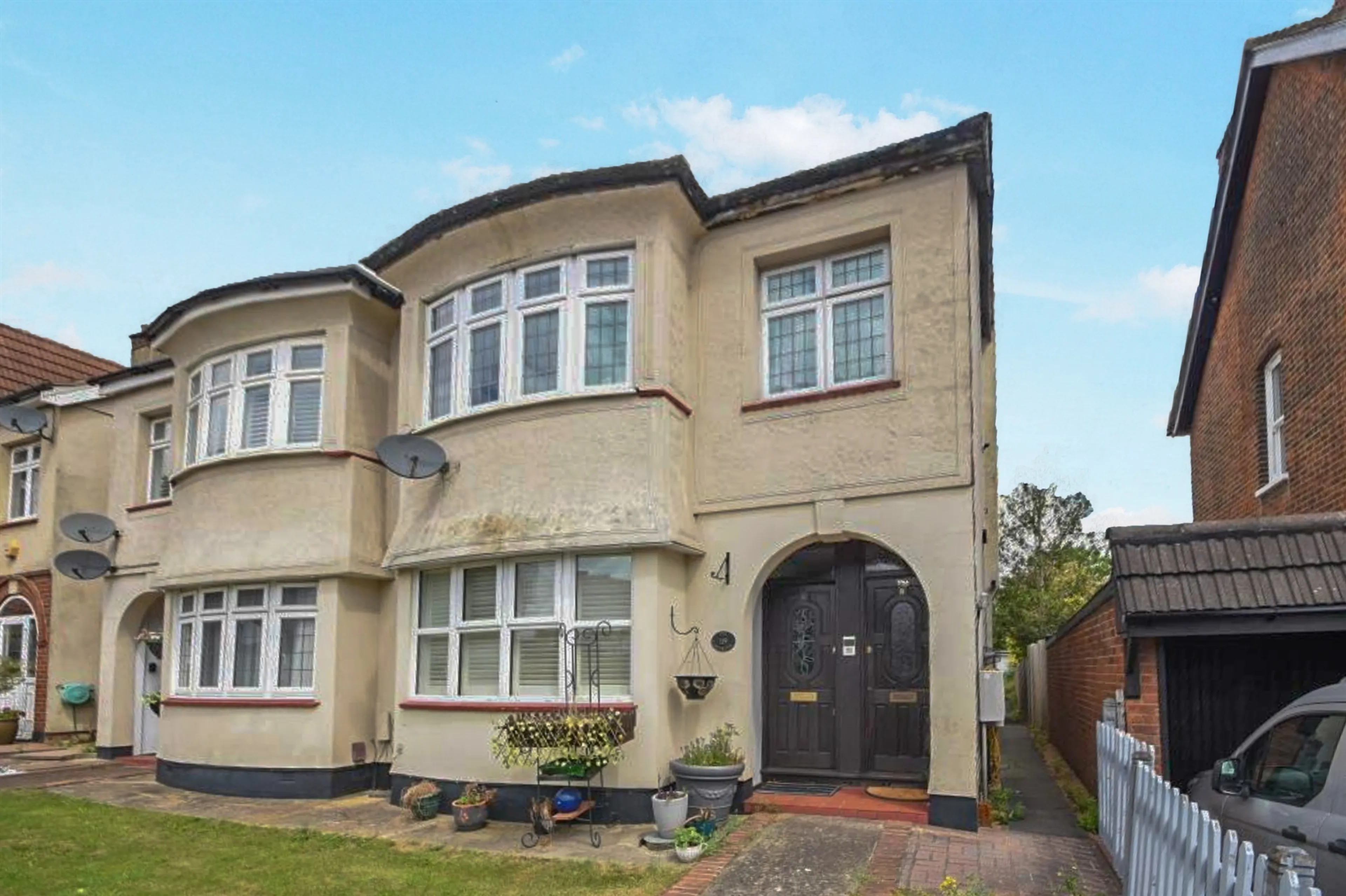 Property at Upminster Road, Hornchurch