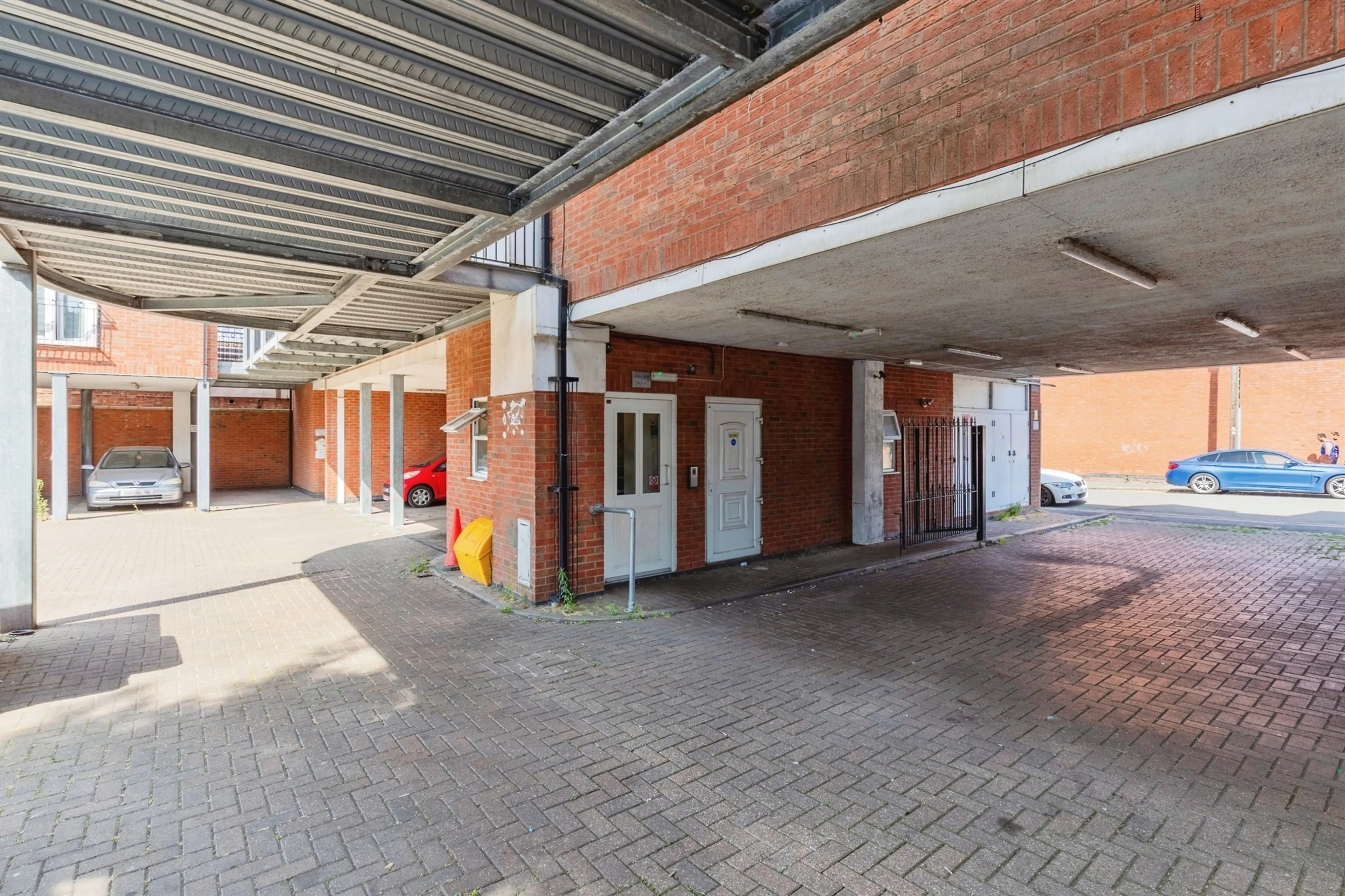 Property photo 8