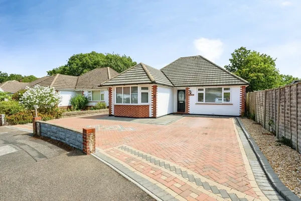 Old Vicarage Close, NORTHBOURNE, Boou...