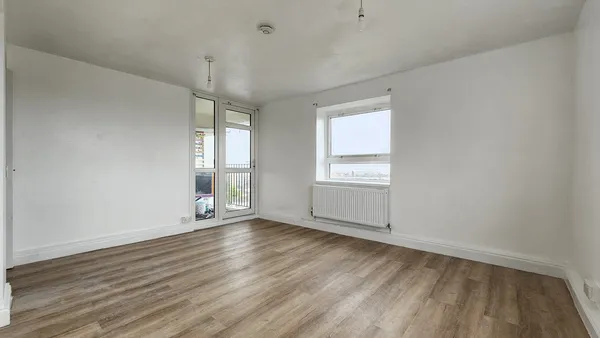 Northend Road, Erith, DA8