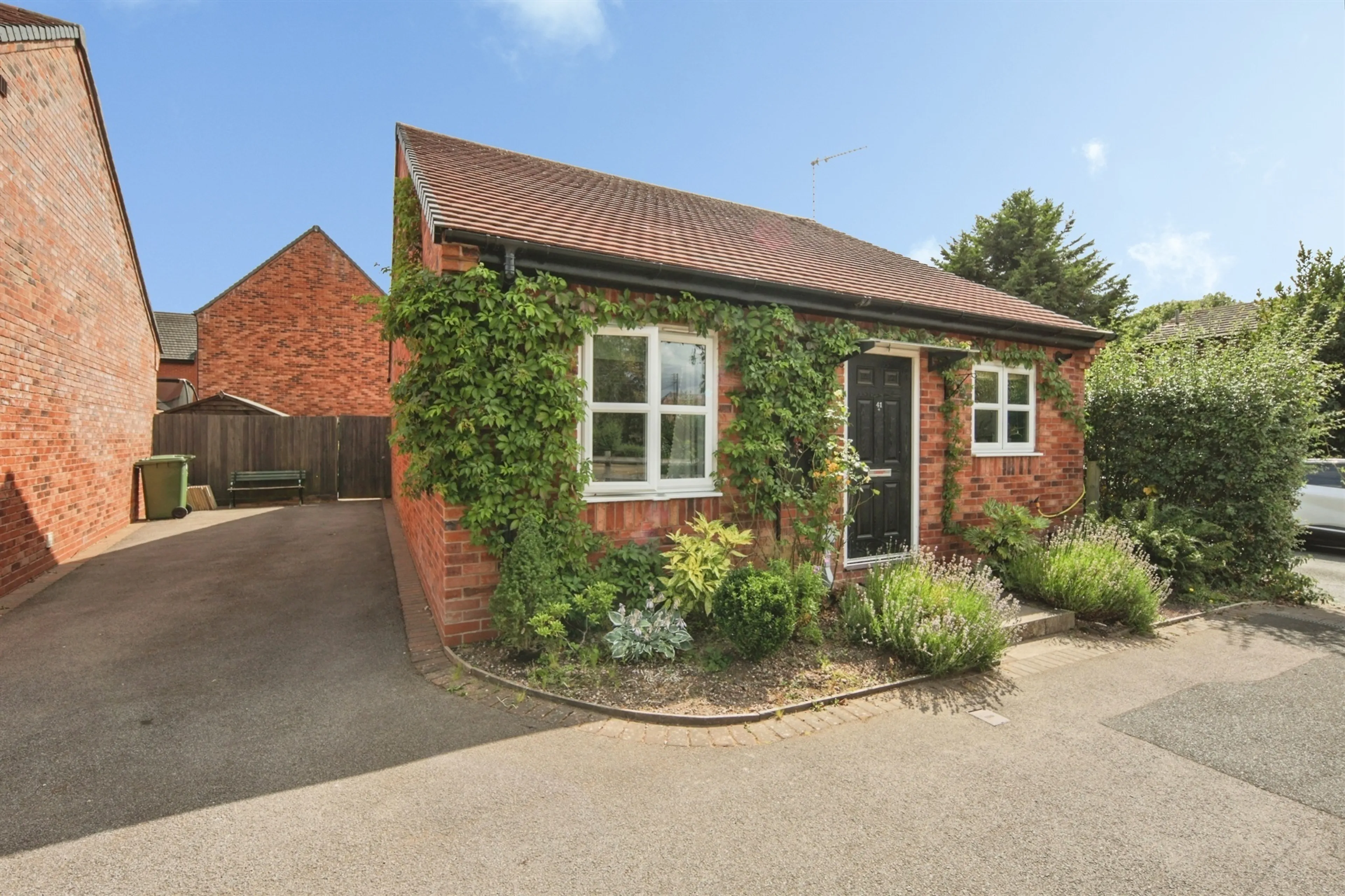 Property photo 0