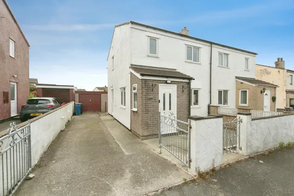 Gaerwen Uchaf Estate, Gaerwen, Isle o...