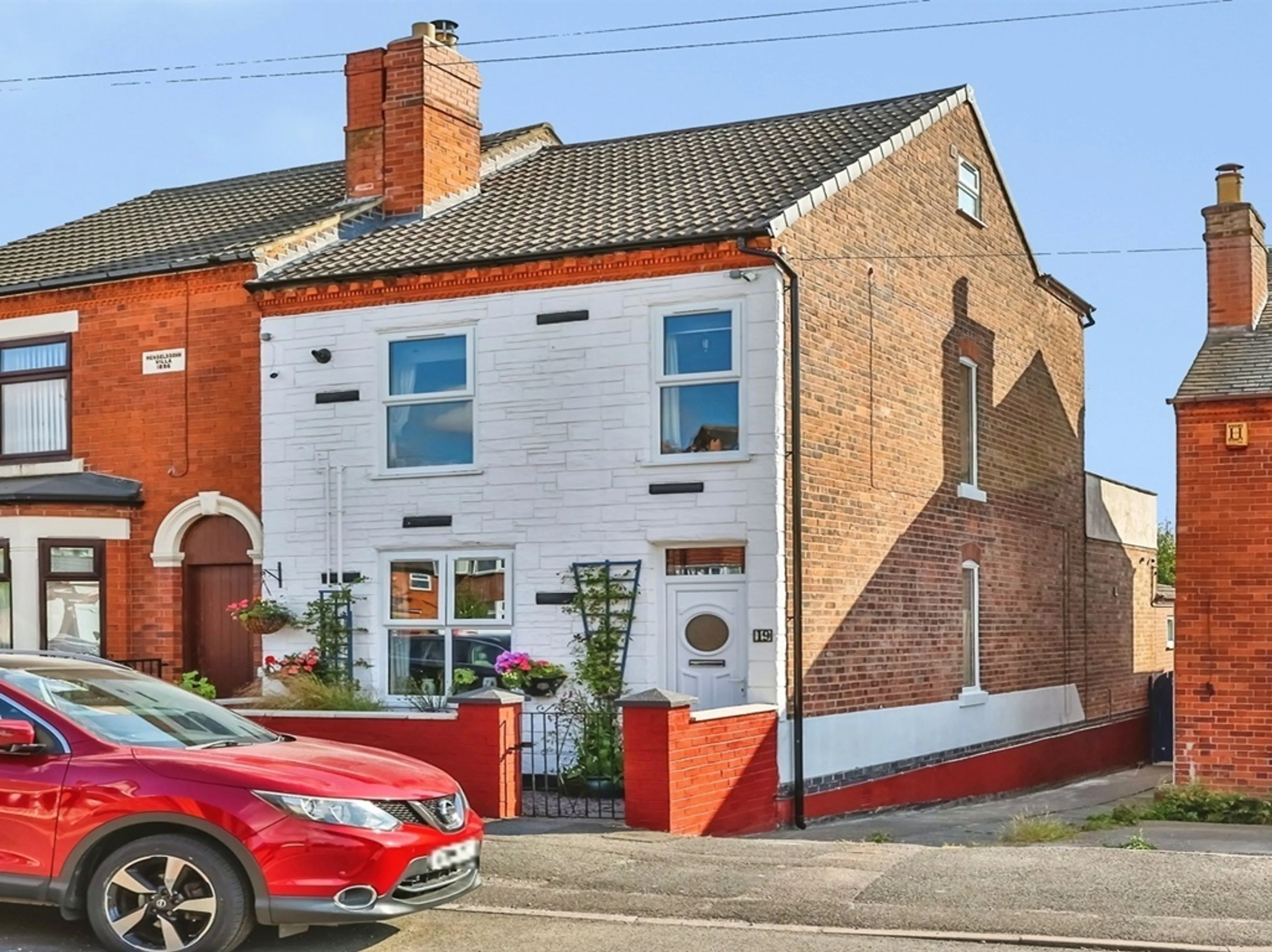 Property photo 0