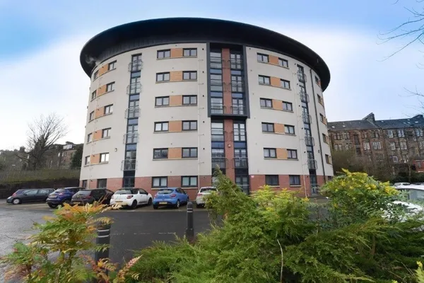 The Elipta, Saucel Crescent