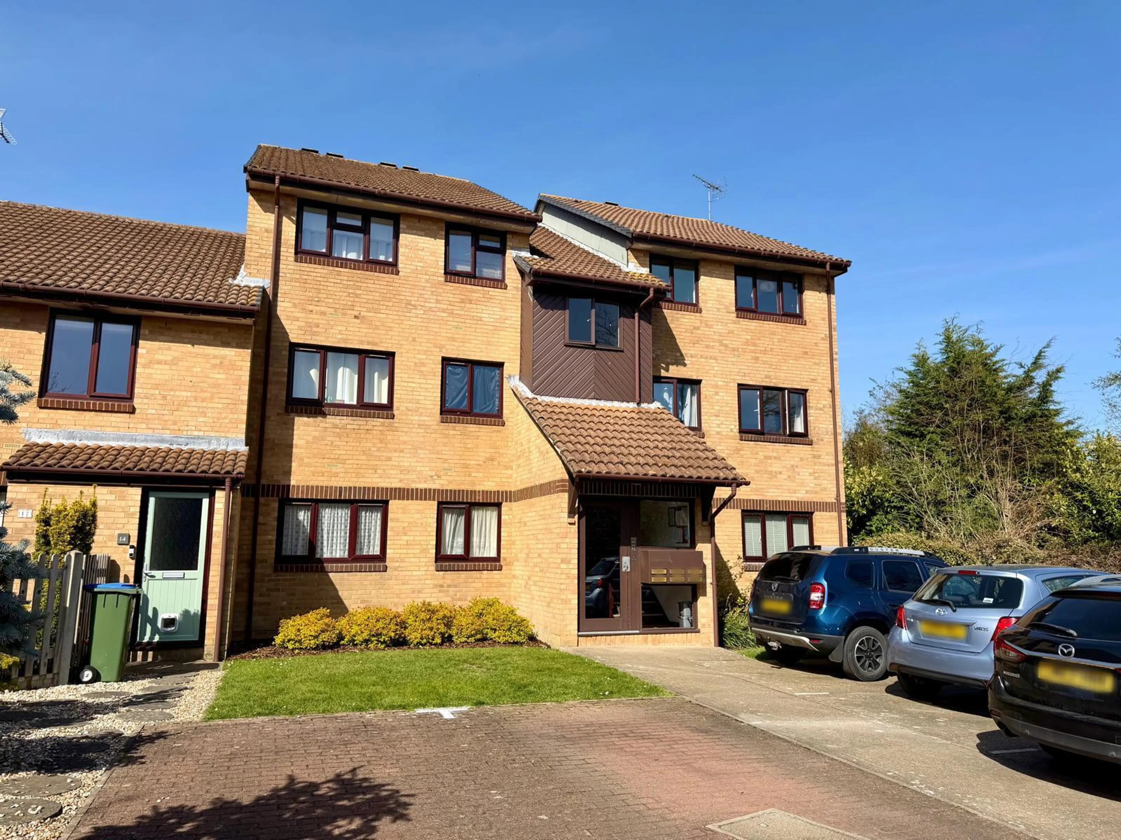 Property photo 0