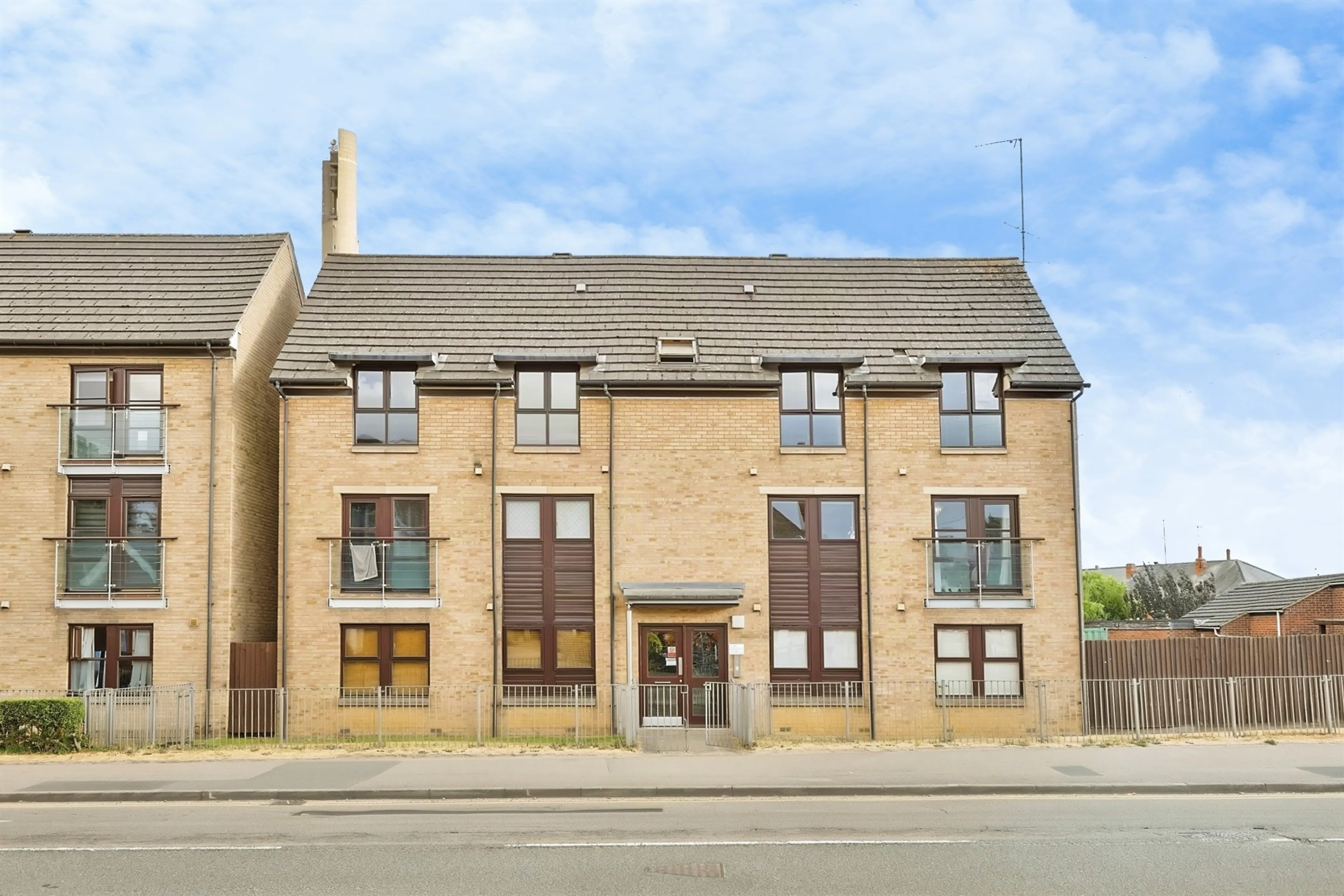Property at Weedon Road, Northampton