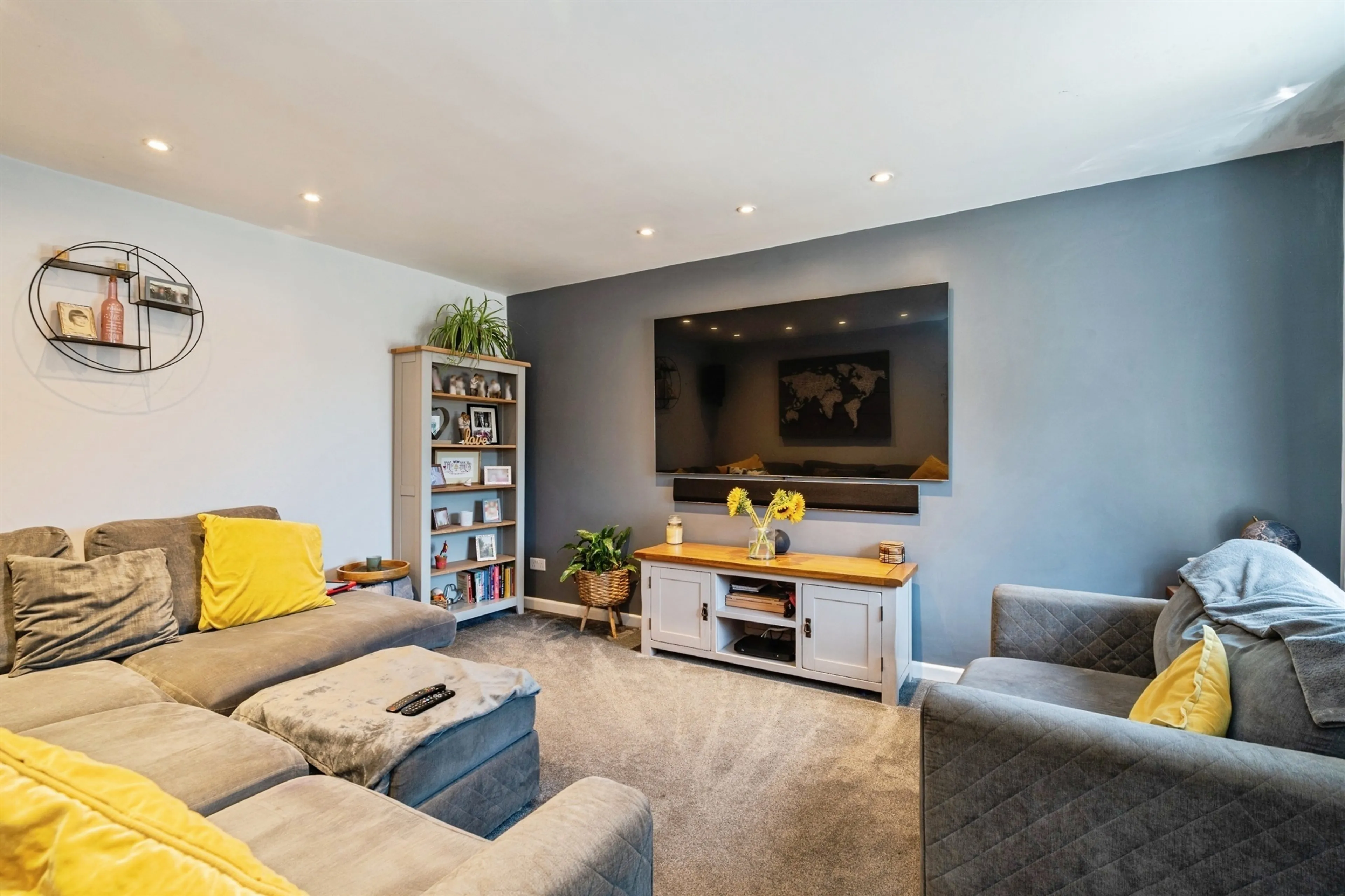 Property at Lowes View, Diss