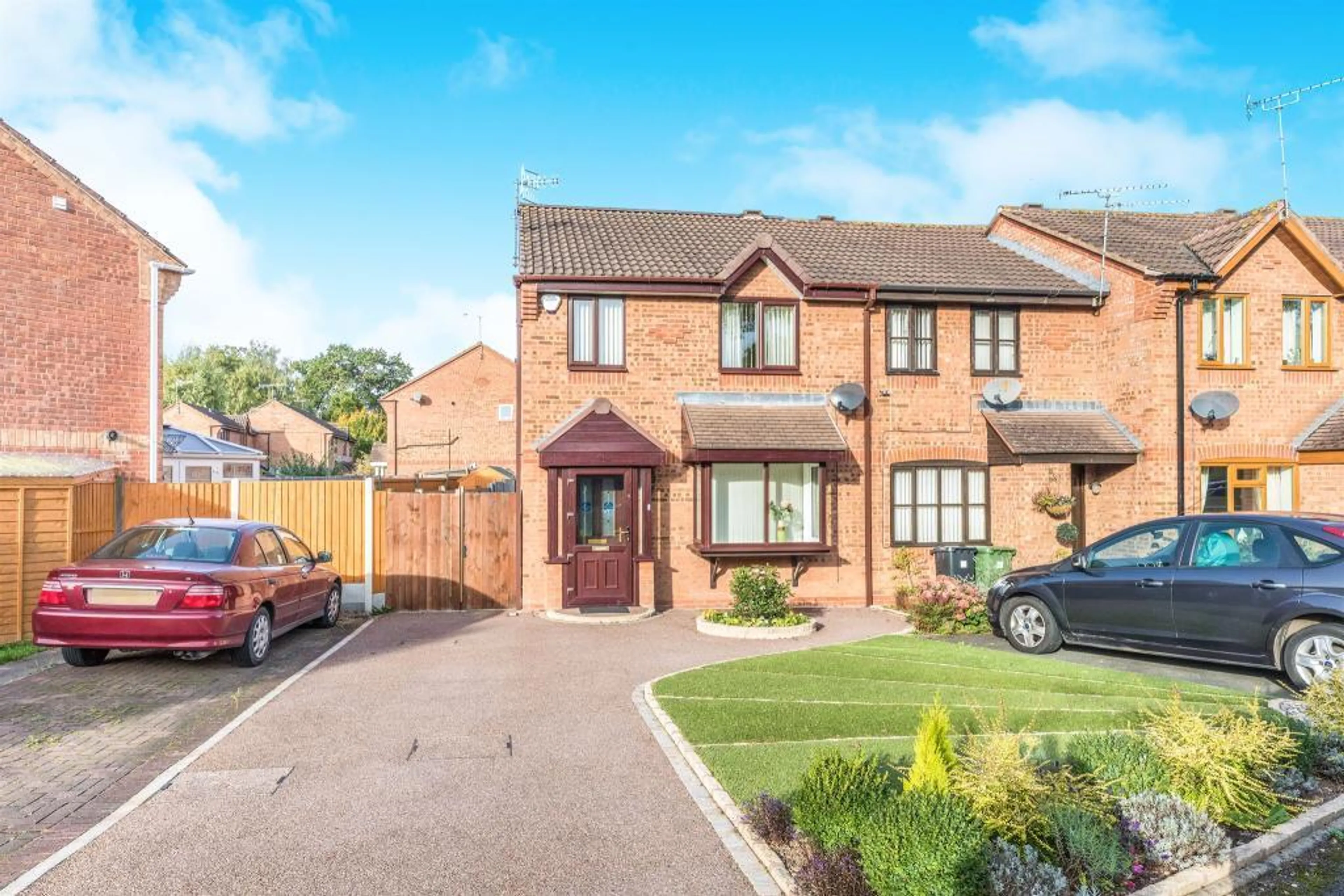 Property photo 0