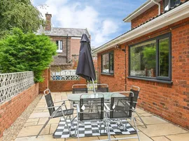 Tree Bank Close, Runcorn thumb 3