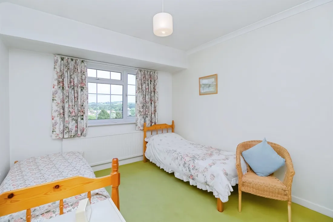 Property photo 28