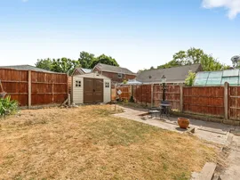 Caledonia Drive, Dibden, Southampton thumb 3