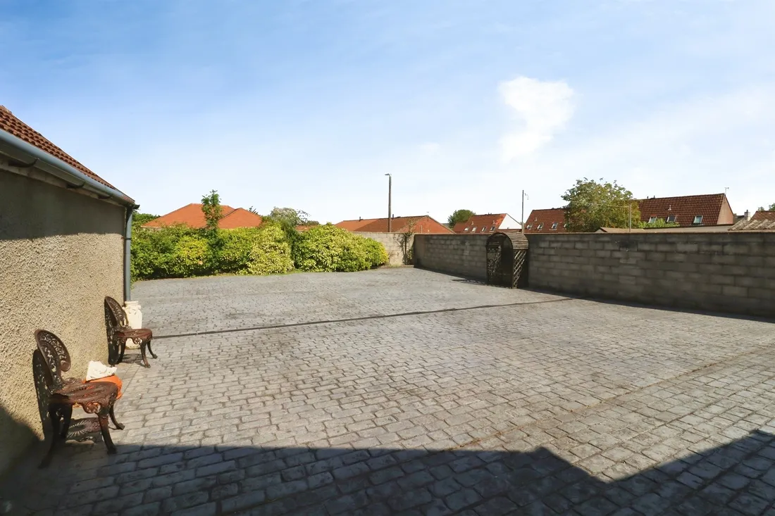 Property photo 18