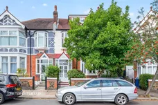 Fordhook Avenue, London