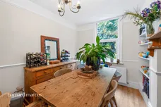 Fordhook Avenue, London