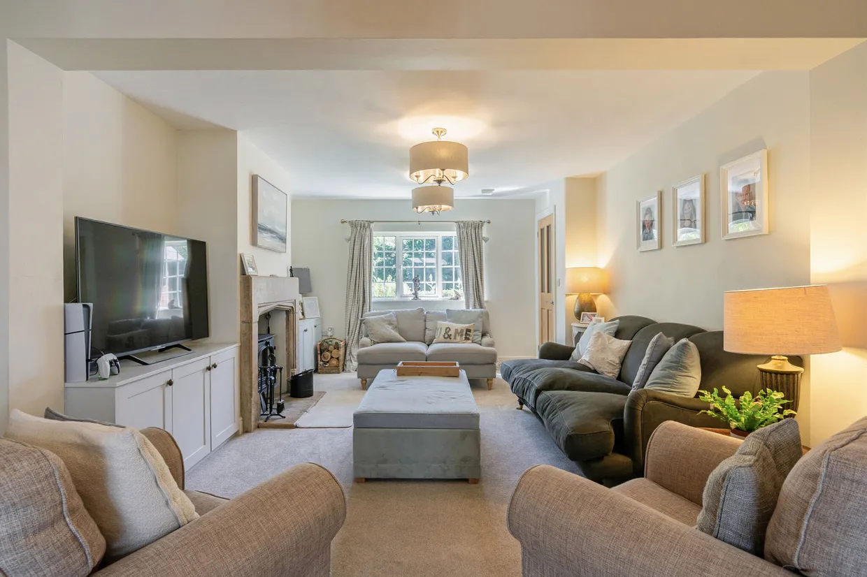 Adbury Road, Newbury, RG20 photo 2