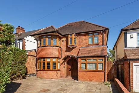 Longland Drive, Totteridge, N20
