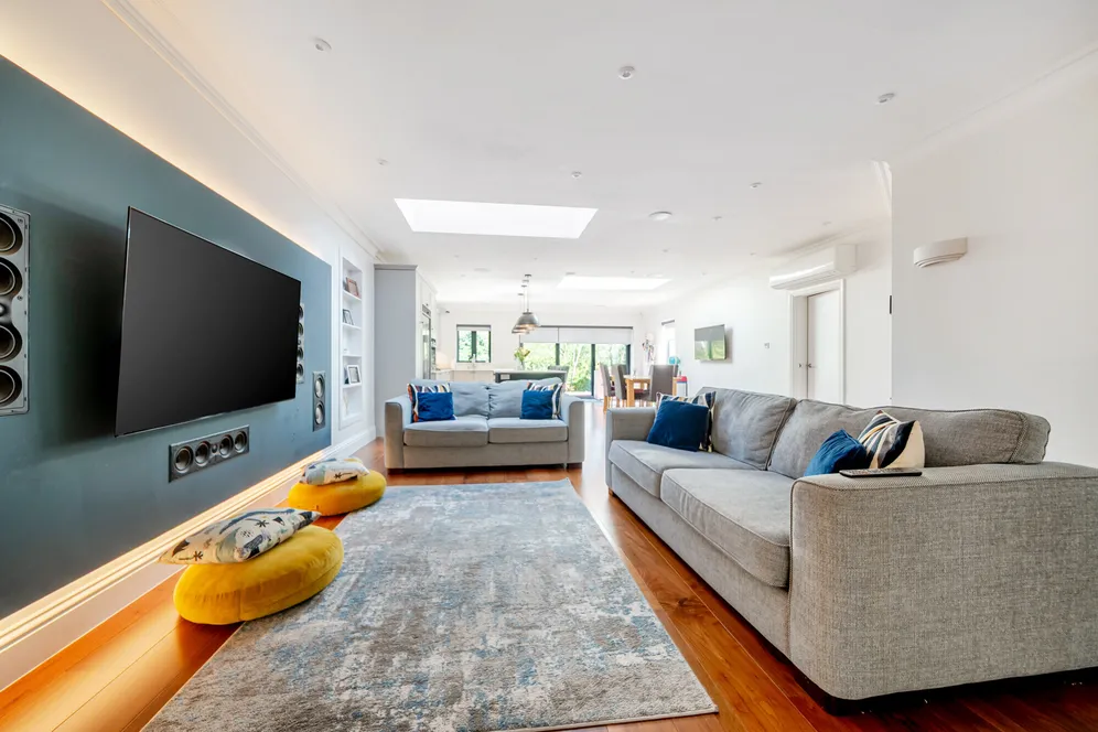 Longland Drive, Totteridge, N20 photo 4