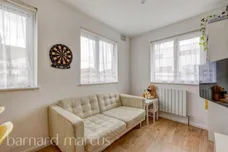 Fallsbrook Road, London