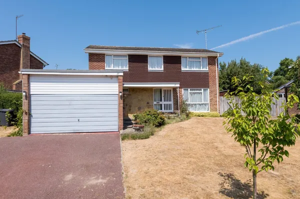Greenhill Way, Haywards Heath, RH17 photo 1