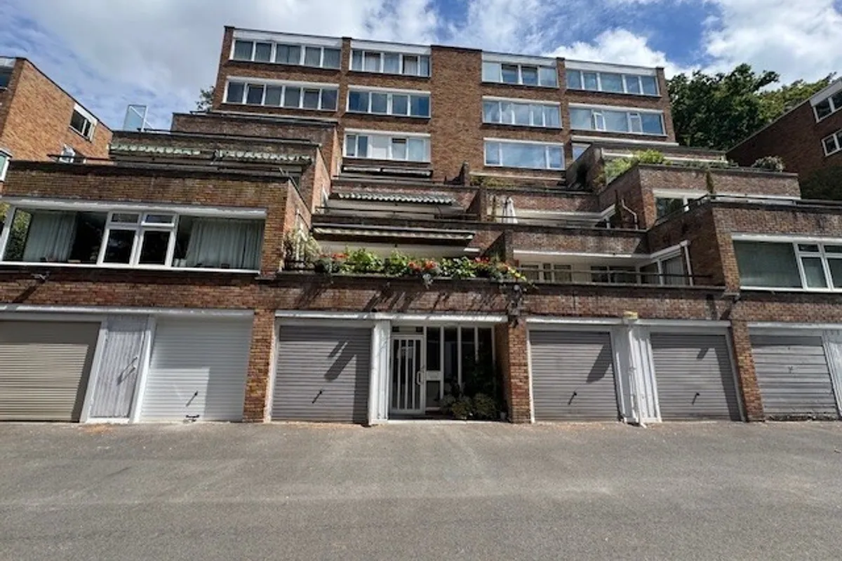 Avon Way, BRISTOL