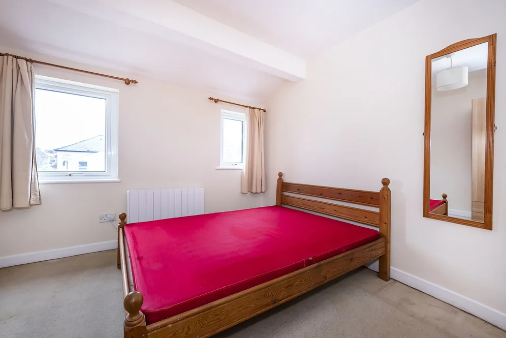Vale Road South, Surbiton, KT6 photo 5