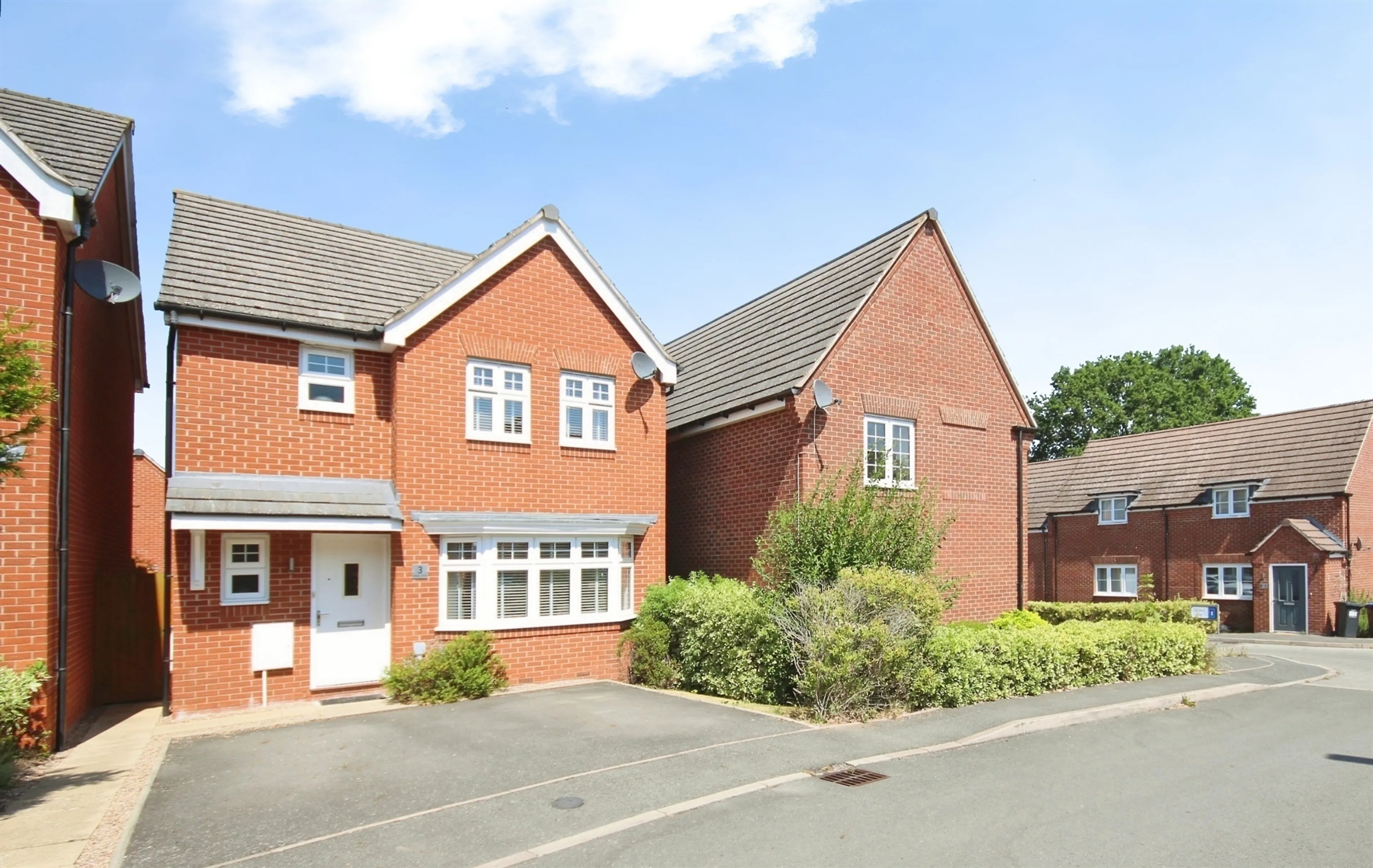 Property at Hebe Way, Whitnash, Leamington Spa
