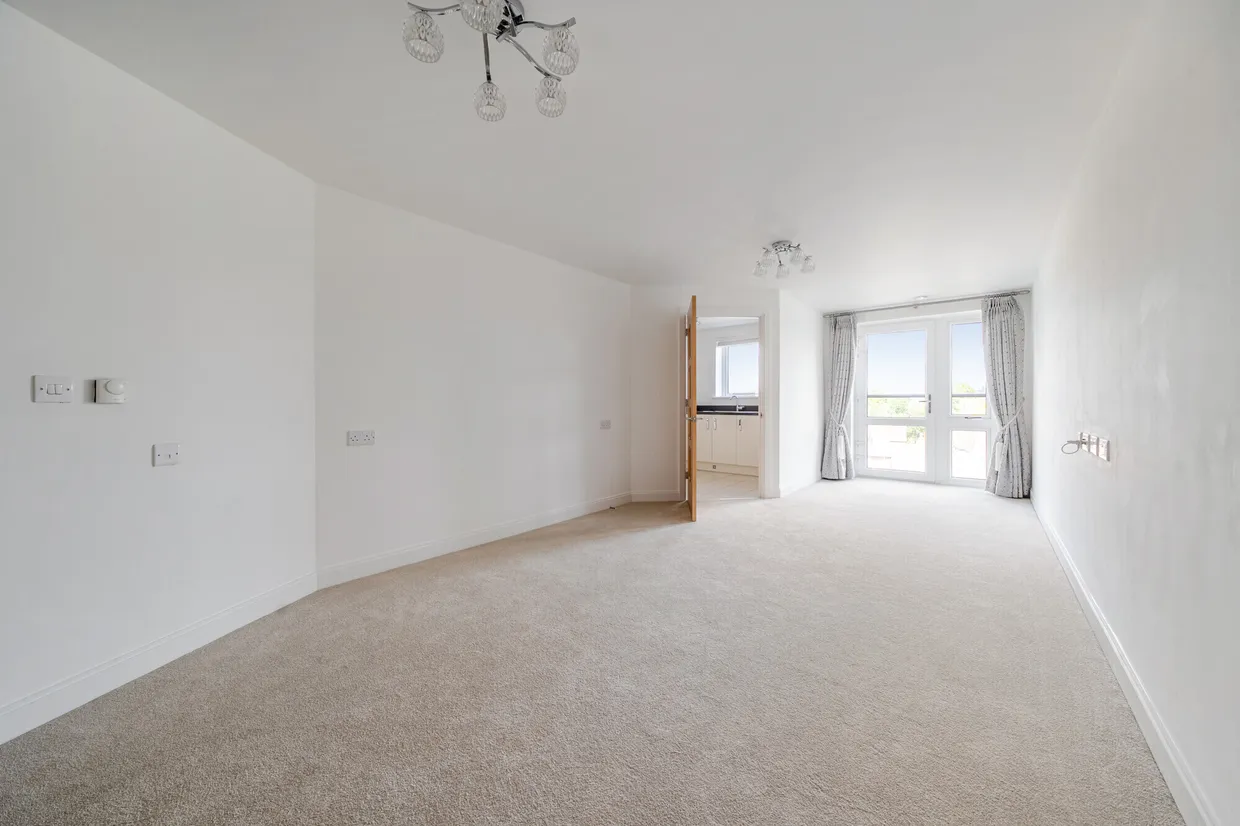 Pegs Lane, Hertford, SG13 photo 5