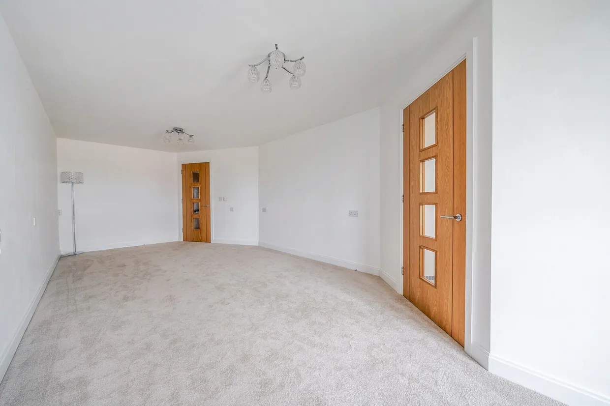 Pegs Lane, Hertford, SG13 photo 4