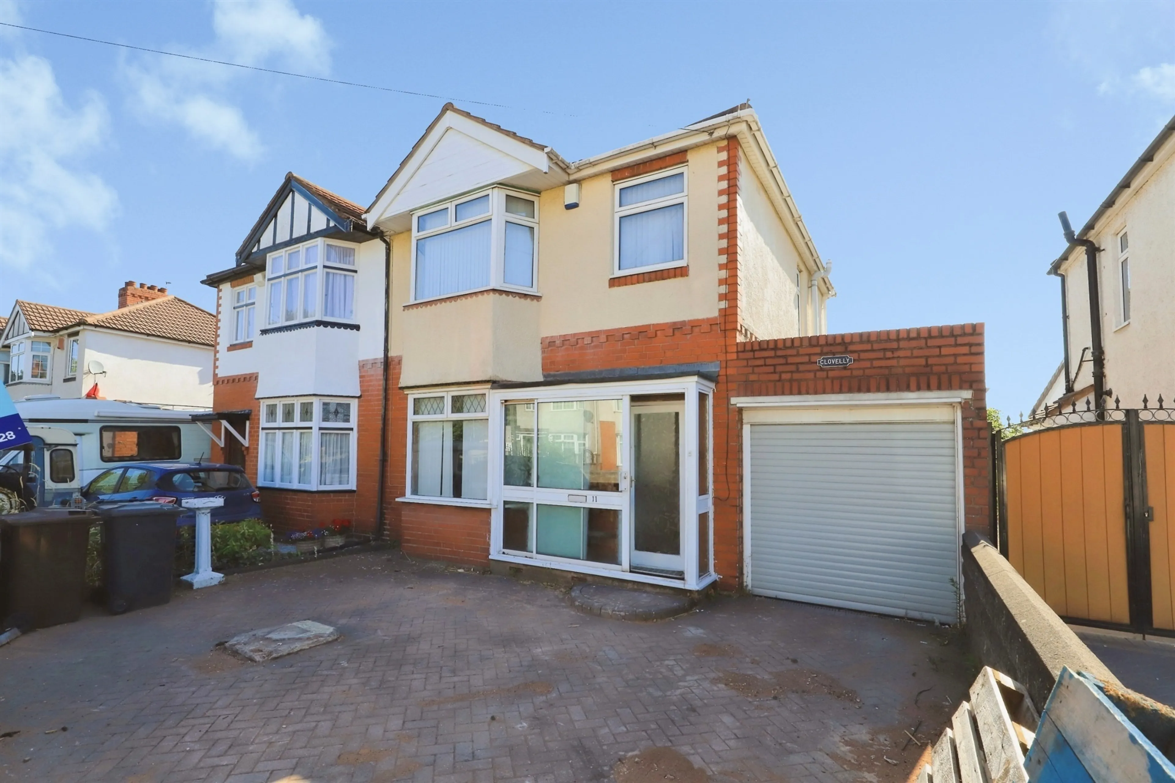 Property photo 0