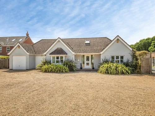 Thorpe Road, Kirby Cross, Frinton-On-Seaphoto