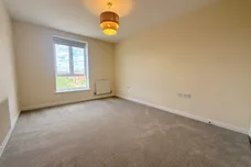 Dragon Road, HATFIELD