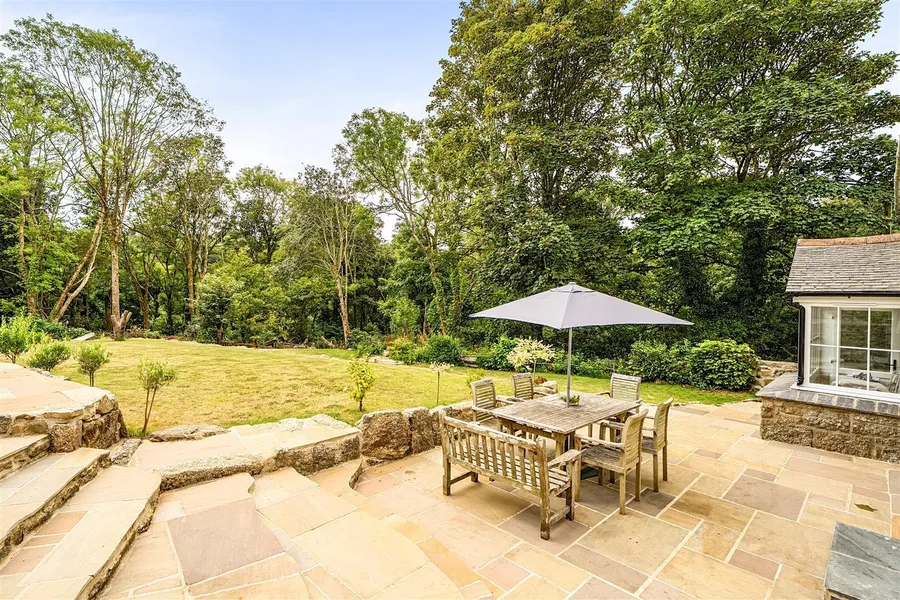 Property Image 33