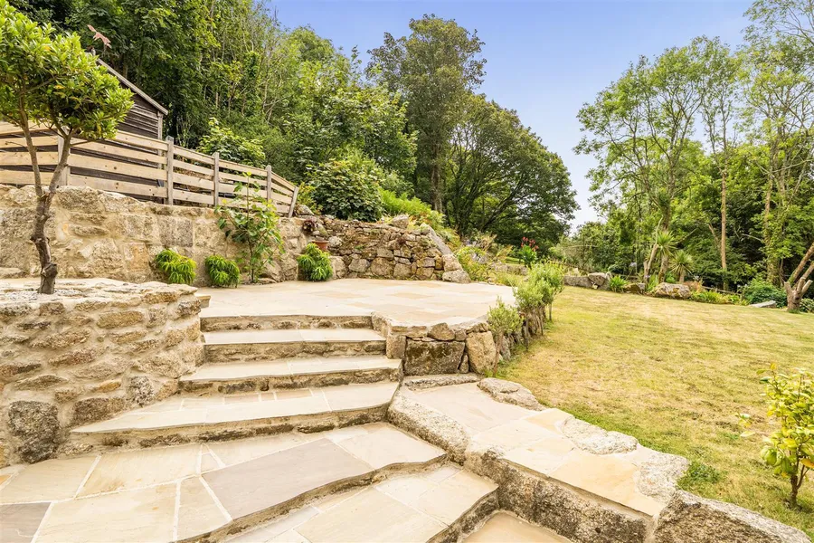 Property Image 39